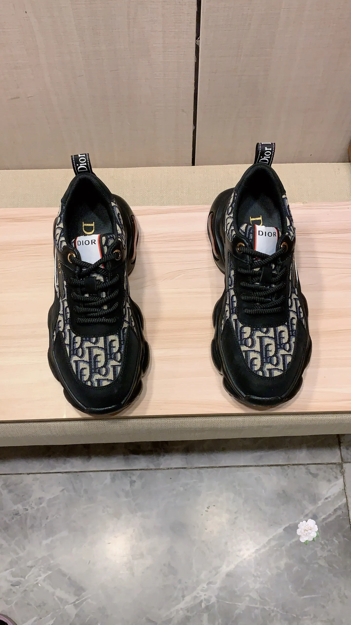 Men's men's shoes💰460💰💰🎩🎩[Lightning][Lightning] "Dior DIOR*" latest • popular casual shoes, top brand [seduce] luxury ~ purchasing agency, top ~ quality. [Strong] The upper is made of imported breathable cowhide with material ➕ breathable sheepskin feet (•) and fine workmanship. The original stylish and stylish soft rubber wear-resistant and non-slip outsole is light and comfortable on the feet. The real thing looks better when photographed in person. 012: code: 38-44, 2️⃣ colors selected